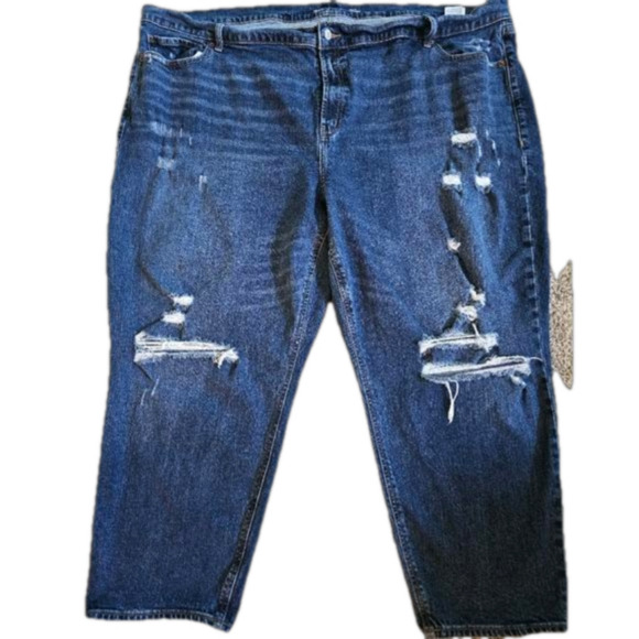 Old Navy Plus Size Mid-Rise Boyfriend Distressed/Destroyed Crop Jeans Size 28 W - Picture 3 of 9